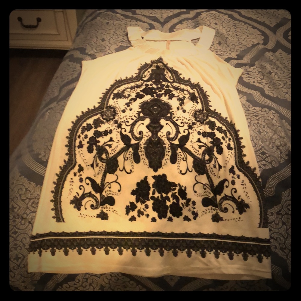 White western sleeveless dress